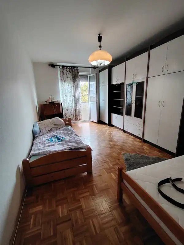 Eladó panellakás, Dunaújváros 1+1 szoba 44 m² 28.5 M Ft