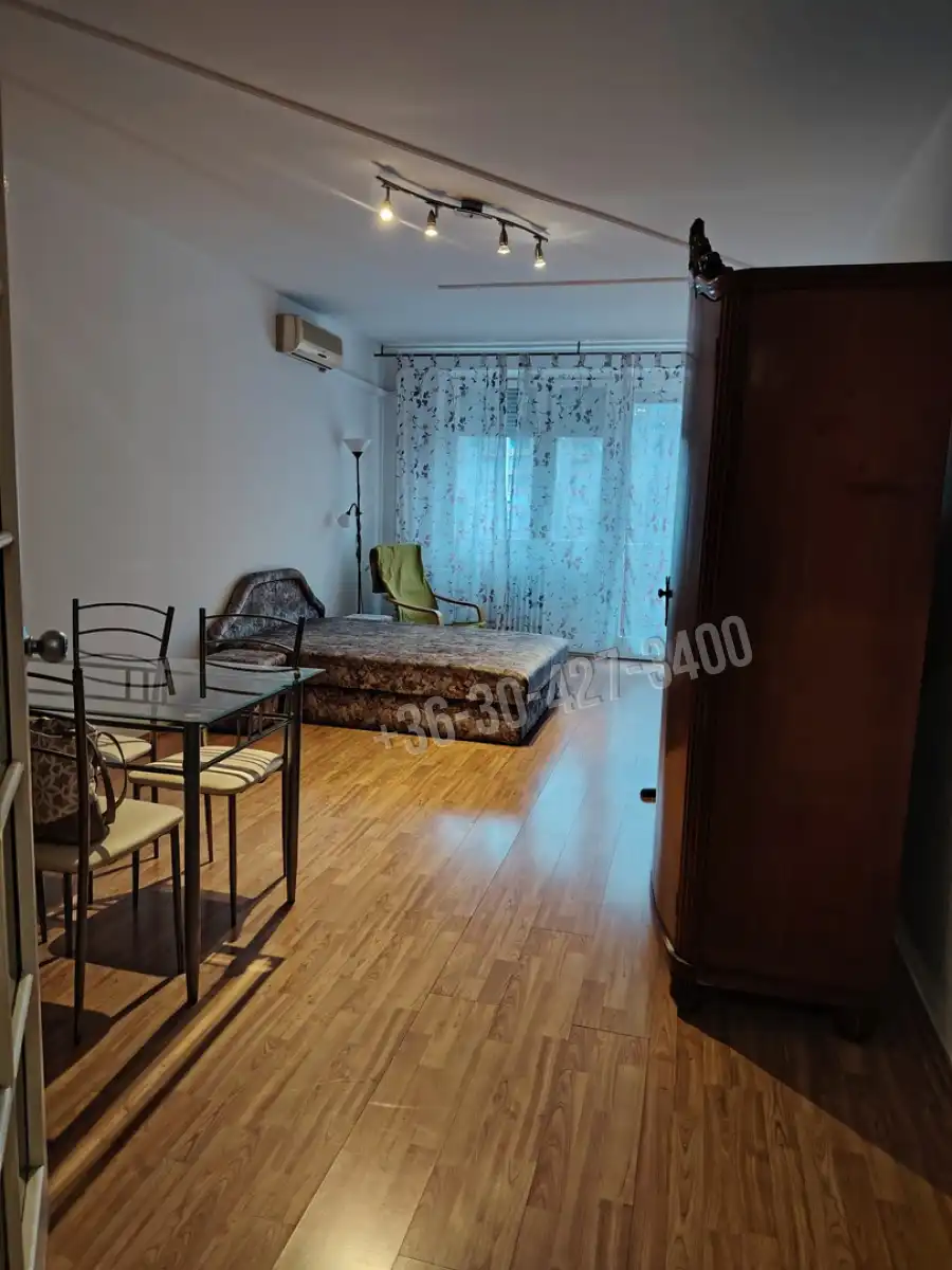 eladó panellakás, Dunaújváros