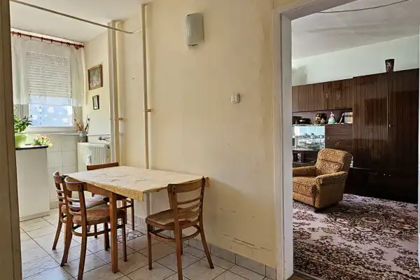 Eladó panellakás, Eger 2 szoba 54 m² 36.9 M Ft