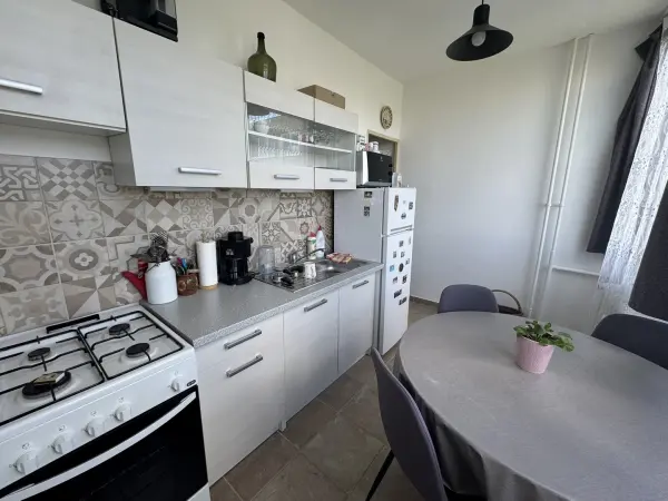 Eladó panellakás, Eger 2 szoba 57 m² 39.9 M Ft