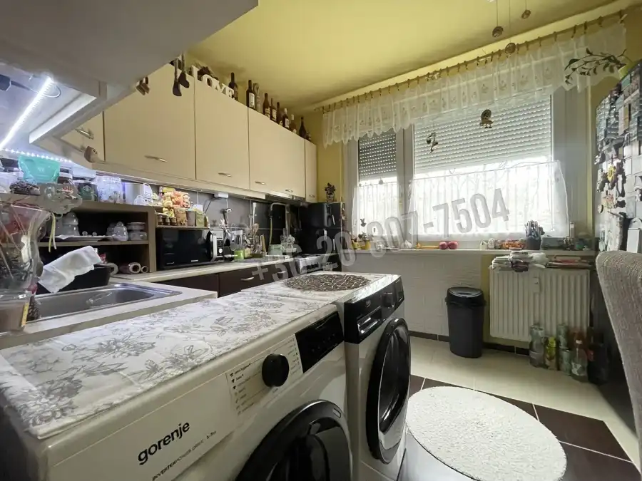 eladó panellakás, Eger