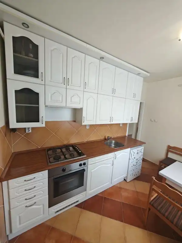 Eladó panellakás, Eger 2 szoba 65 m² 39.9 M Ft