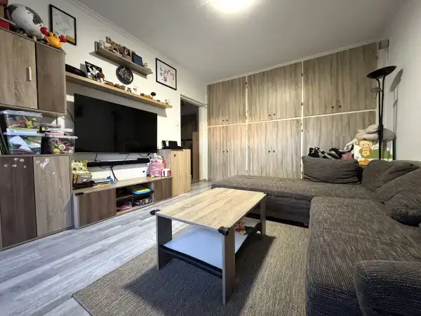 Eladó panellakás, Mosonmagyaróvár 1+2 szoba 55 m² 39.9 M Ft