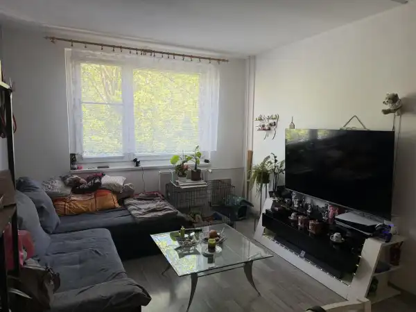 Eladó panellakás, Mosonmagyaróvár 2 szoba 47 m² 43.6 M Ft