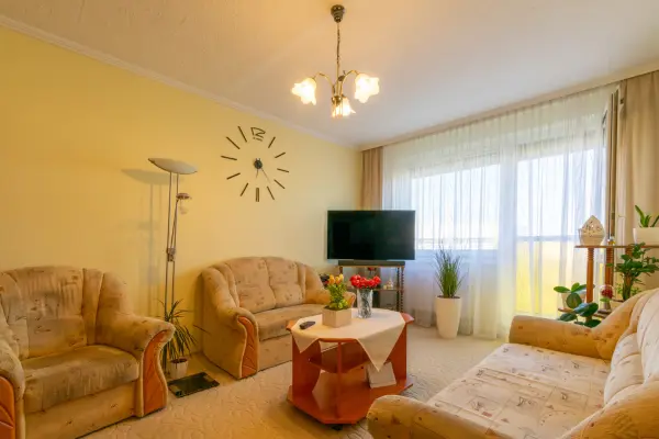 Eladó panellakás, Mosonmagyaróvár 2 szoba 49 m² 41.5 M Ft