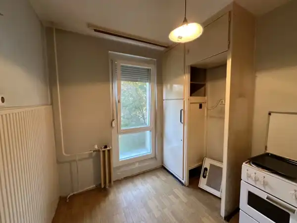 Eladó panellakás, Paks 2 szoba 48 m² 38.9 M Ft