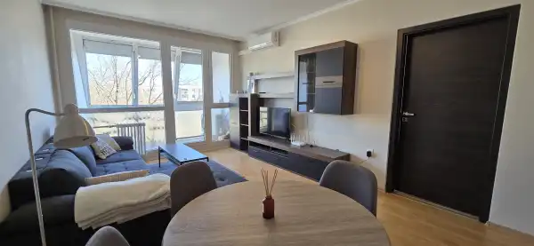 Eladó panellakás, Paks 3 szoba 62 m² 53 M Ft