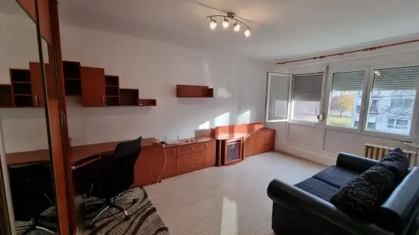 Eladó panellakás, Paks 2 szoba 48 m² 41.9 M Ft