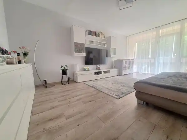 Eladó panellakás, Pécs 2 szoba 53 m² 41.99 M Ft