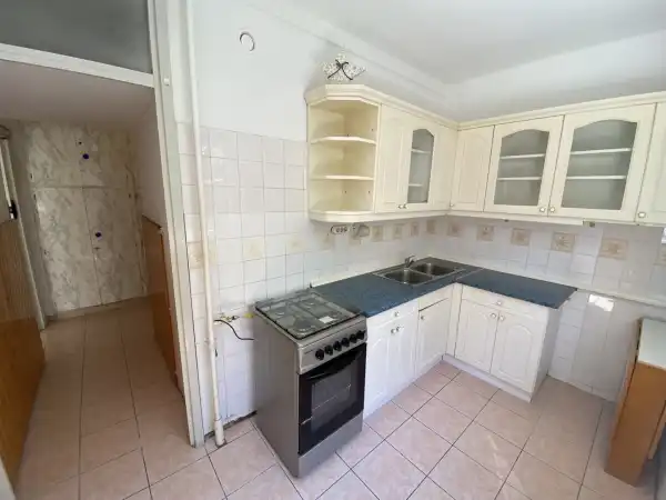 Eladó panellakás, Sopron 2 szoba 49 m² 42 M Ft