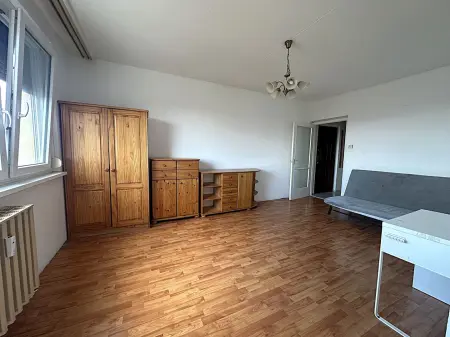 eladó panellakás, Szeged