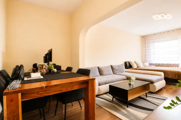 Eladó panellakás, Szeged 2 szoba 55 m² 48.99 M Ft
