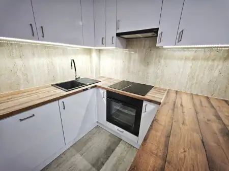 eladó panellakás, Szeged