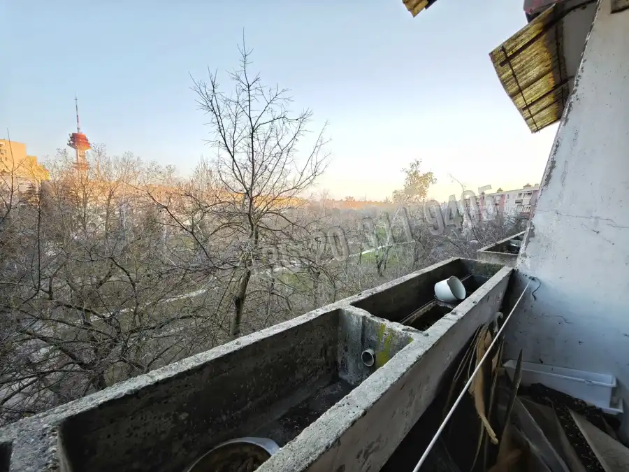 eladó panellakás, Szeged