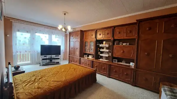 Eladó panellakás, Székesfehérvár 2 szoba 53 m² 50 M Ft