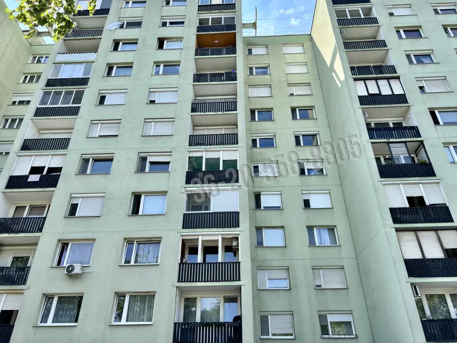 eladó panellakás, Székesfehérvár