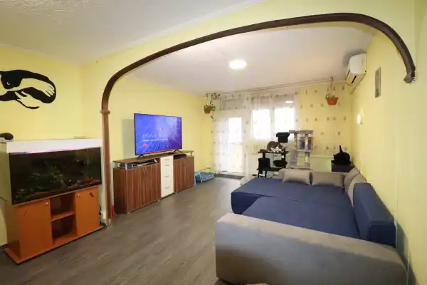 Eladó panellakás, Szigetszentmiklós 1+2 szoba 62 m² 56.9 M Ft