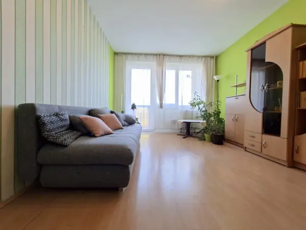 Eladó panellakás, Szombathely 1+2 szoba 55 m² 38.5 M Ft