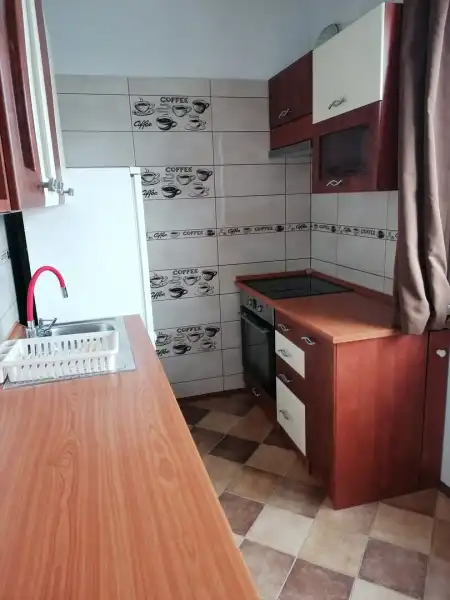 eladó panellakás, Tatabánya