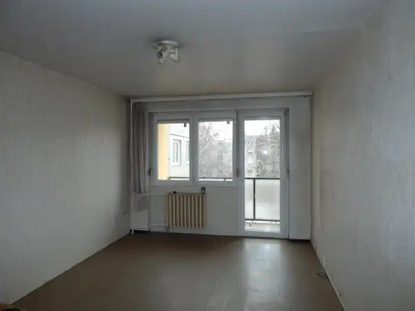 Eladó panellakás, Tatabánya 3 szoba 62 m² 43.9 M Ft