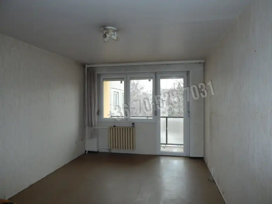 eladó panellakás, Tatabánya