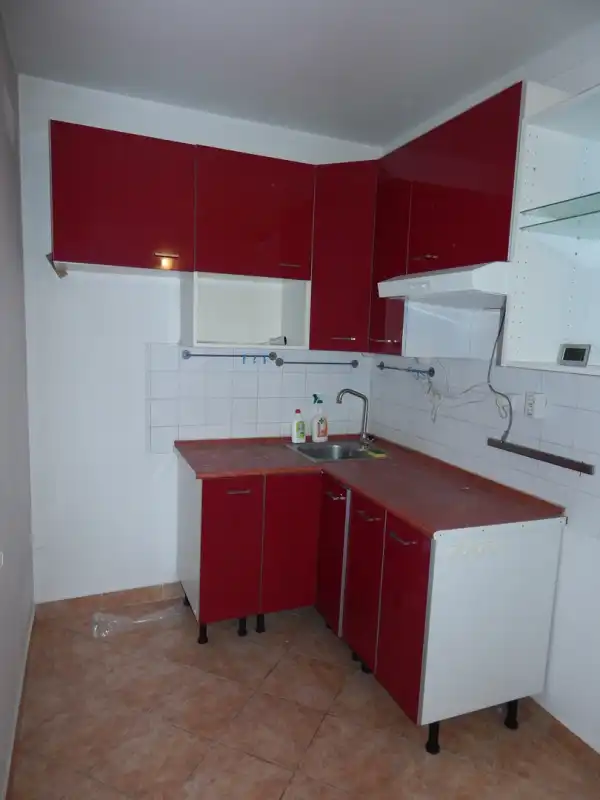 Eladó panellakás, Tatabánya 3 szoba 62 m² 47 M Ft