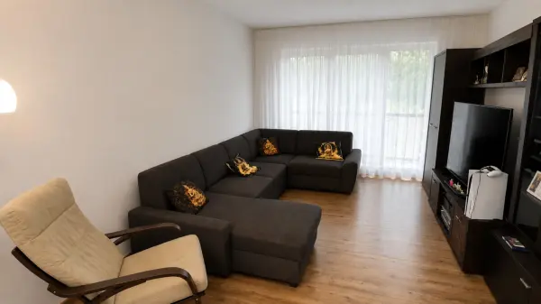 Eladó panellakás, Tatabánya 3 szoba 53 m² 49.9 M Ft