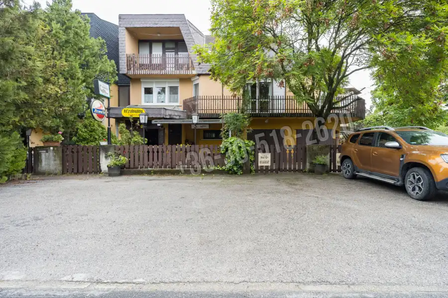 eladó sorház, Dunakeszi