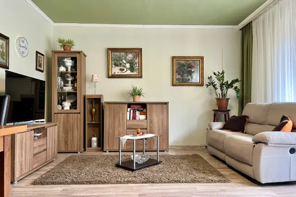 Eladó sorház, Nyíregyháza 6 szoba 162 m² 72.9 M Ft