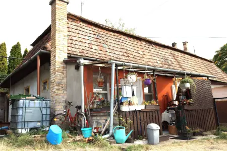 Eladó sorház, Pécel 2 szoba 31 m² 34.5 M Ft