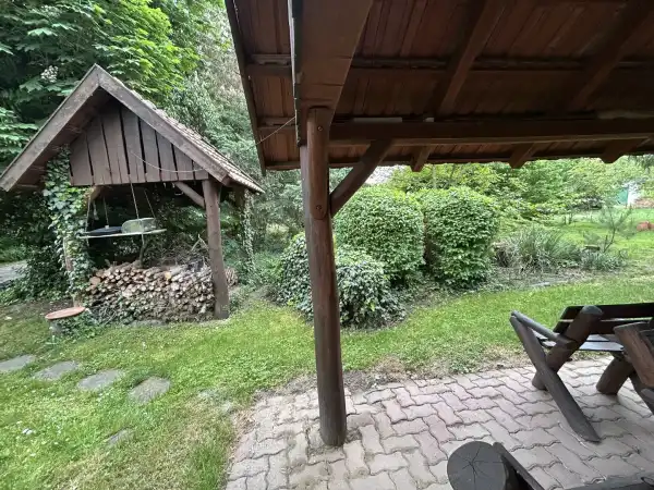 Eladó sorház, Sarkad 2 szoba 300 m² 80 M Ft