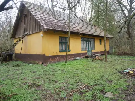 eladó tanya, Albertirsa