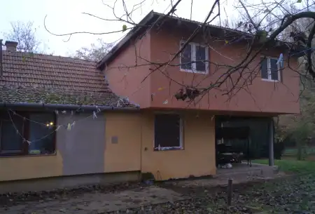 eladó tanya, Albertirsa