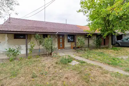 eladó tanya, Kiskunfélegyháza