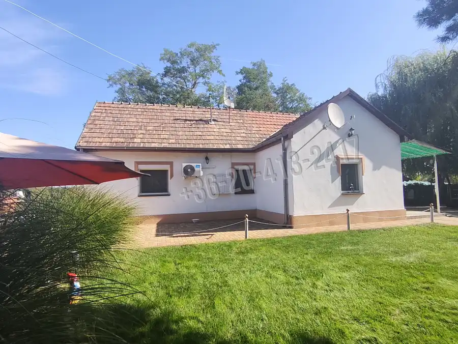 eladó tanya, Lajosmizse