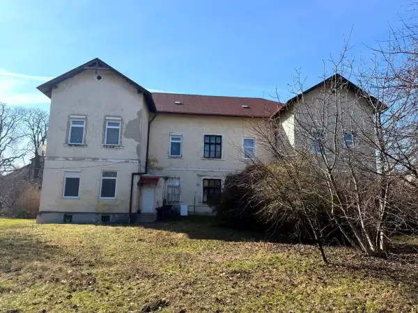 Eladó téglalakás, Ács 2 szoba 81 m² 35.5 M Ft