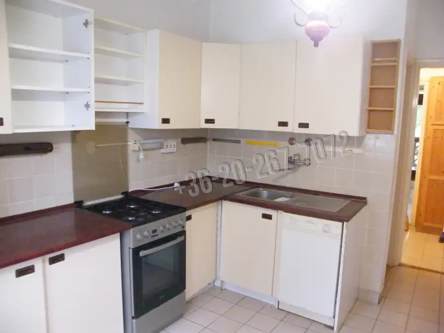 eladó téglalakás, Balatonfüred