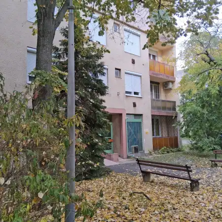 eladó téglalakás, Békéscsaba