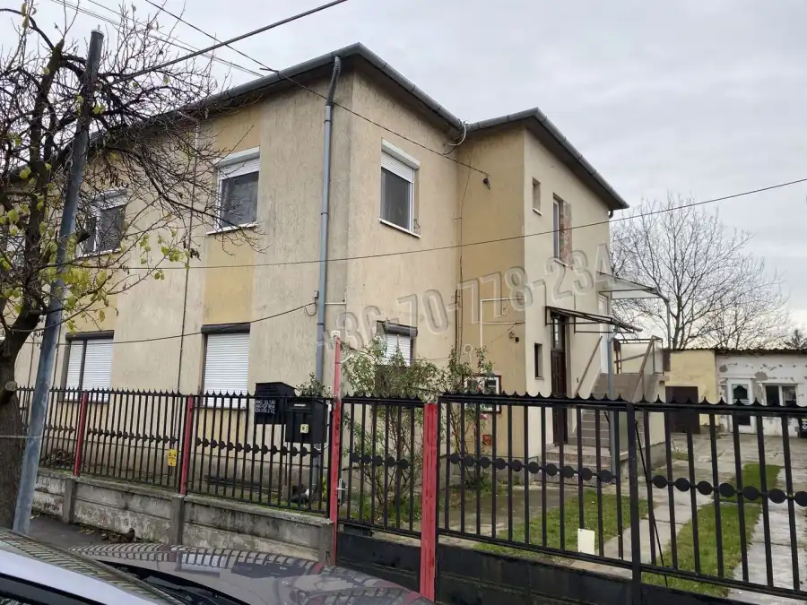 eladó téglalakás, Békéscsaba