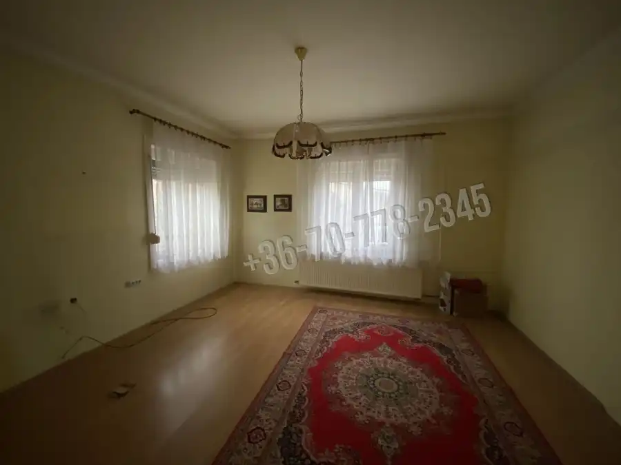 eladó téglalakás, Békéscsaba