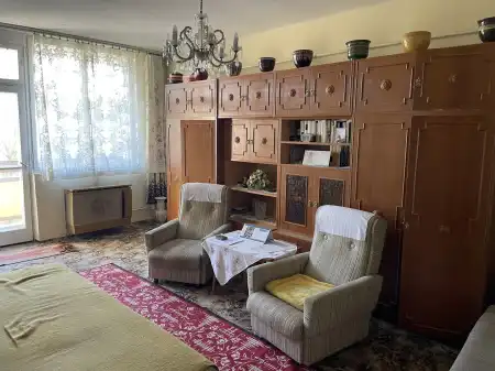 eladó téglalakás, Békéscsaba