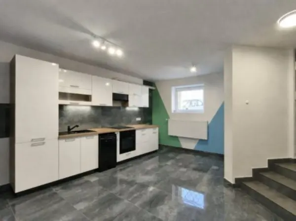 Eladó téglalakás, Budapest, III. kerület 2+1 szoba 60 m² 59.75 M Ft