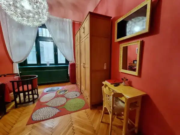 Eladó téglalakás, Budapest, IX. kerület 1 szoba 45 m² 75.81 M Ft