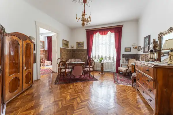 Eladó téglalakás, Budapest, IX. kerület 2+1 szoba 830 m² 87.9 M Ft