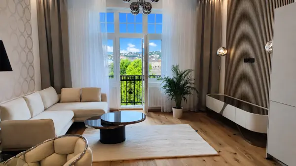 Eladó téglalakás, Budapest, V. kerület 2+1 szoba 71 m² 259 M Ft