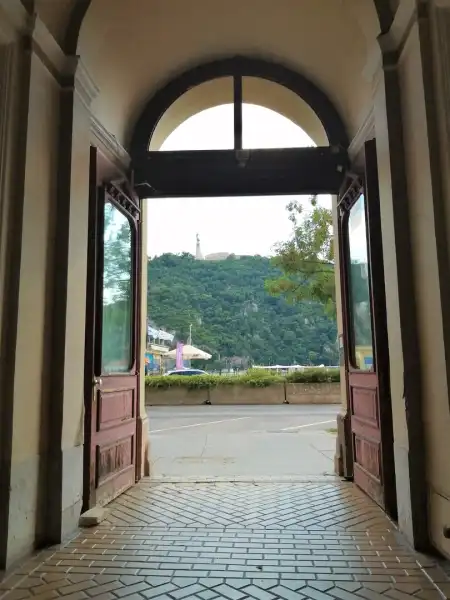 eladó téglalakás, Budapest, V. kerület