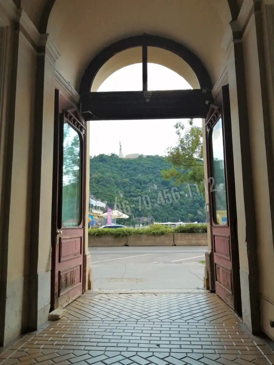 eladó téglalakás, Budapest, V. kerület