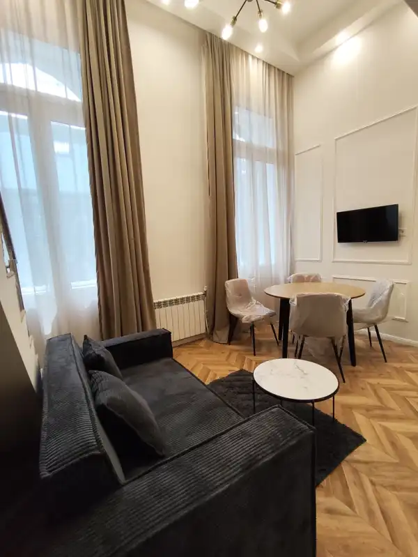 Eladó téglalakás, Budapest, VI. kerület 4+2 szoba 119 m² 169 M Ft