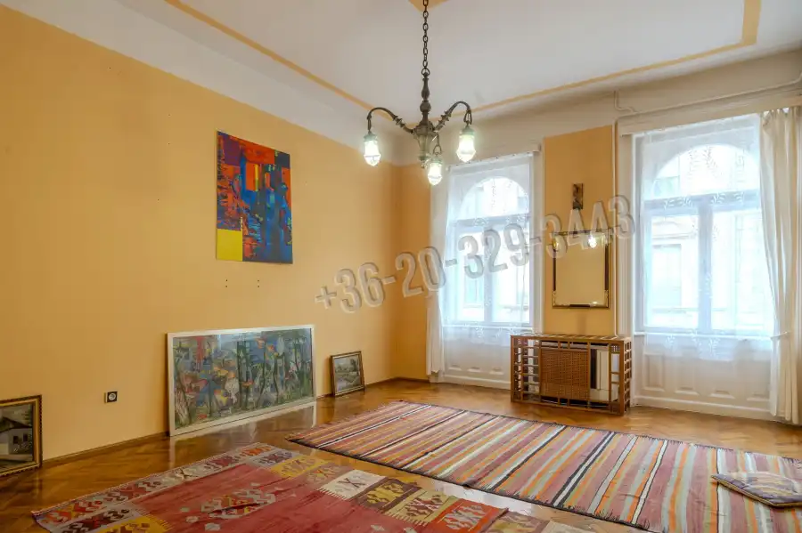 eladó téglalakás, Budapest, VI. kerület