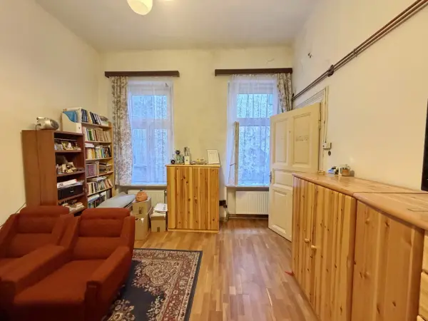 Eladó téglalakás, Budapest, VI. kerület 1+1 szoba 39 m² 54.9 M Ft
